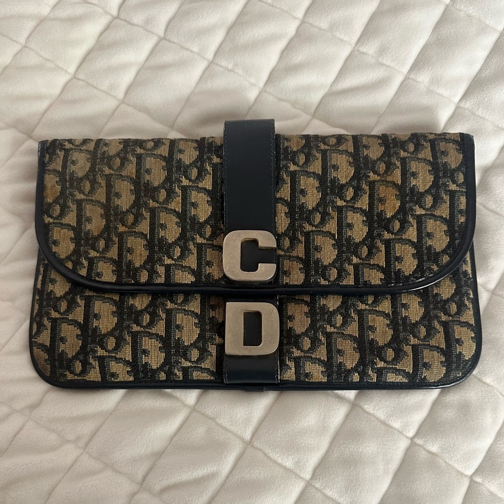 ✨SOLD✨ Christian Dior vintage monogram clutch